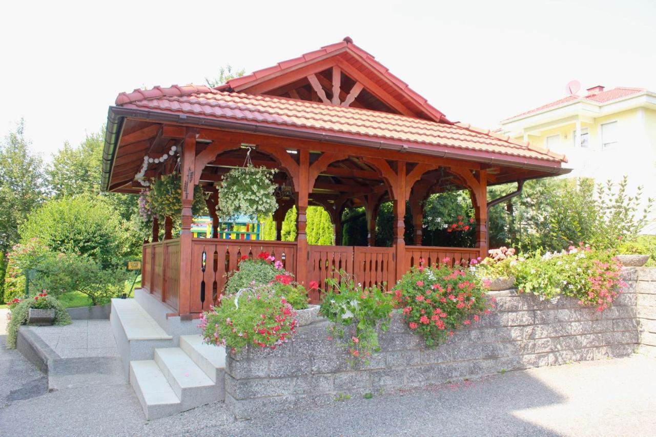 סנט קנזיאן Hotel Alex מראה חיצוני תמונה